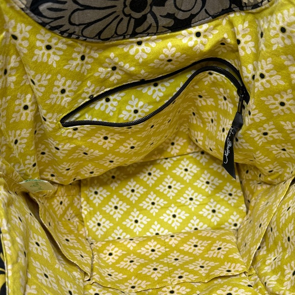 Vera Bradley Baroque Pattern Big HOBO Shoulder Bag NWOT  11" h x 16" w x 6" d - Picture 5 of 16